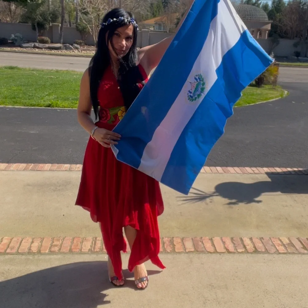 El Salvador Flag Tapestry - Blue and White National Wall Hanging